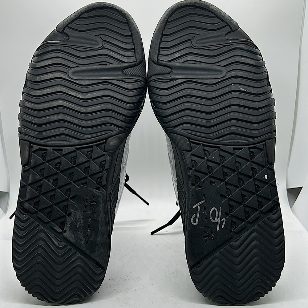 Adidas x Alexander Wang Futureshell Silver/Black Sneaker Shoes **Size 7** - Picture 6 of 8